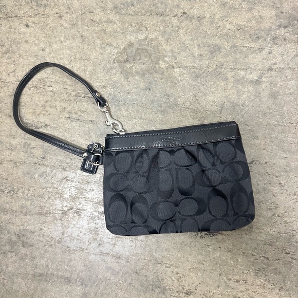 Coach Black Signature Wristlet - Picture 1 of 1